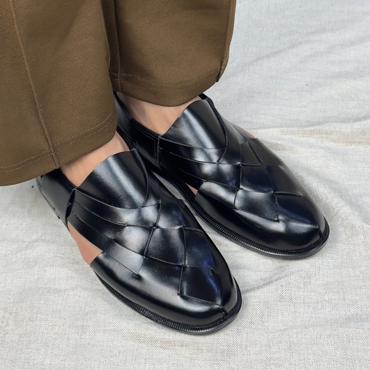 BLACK STRAP PESHWARI #8085