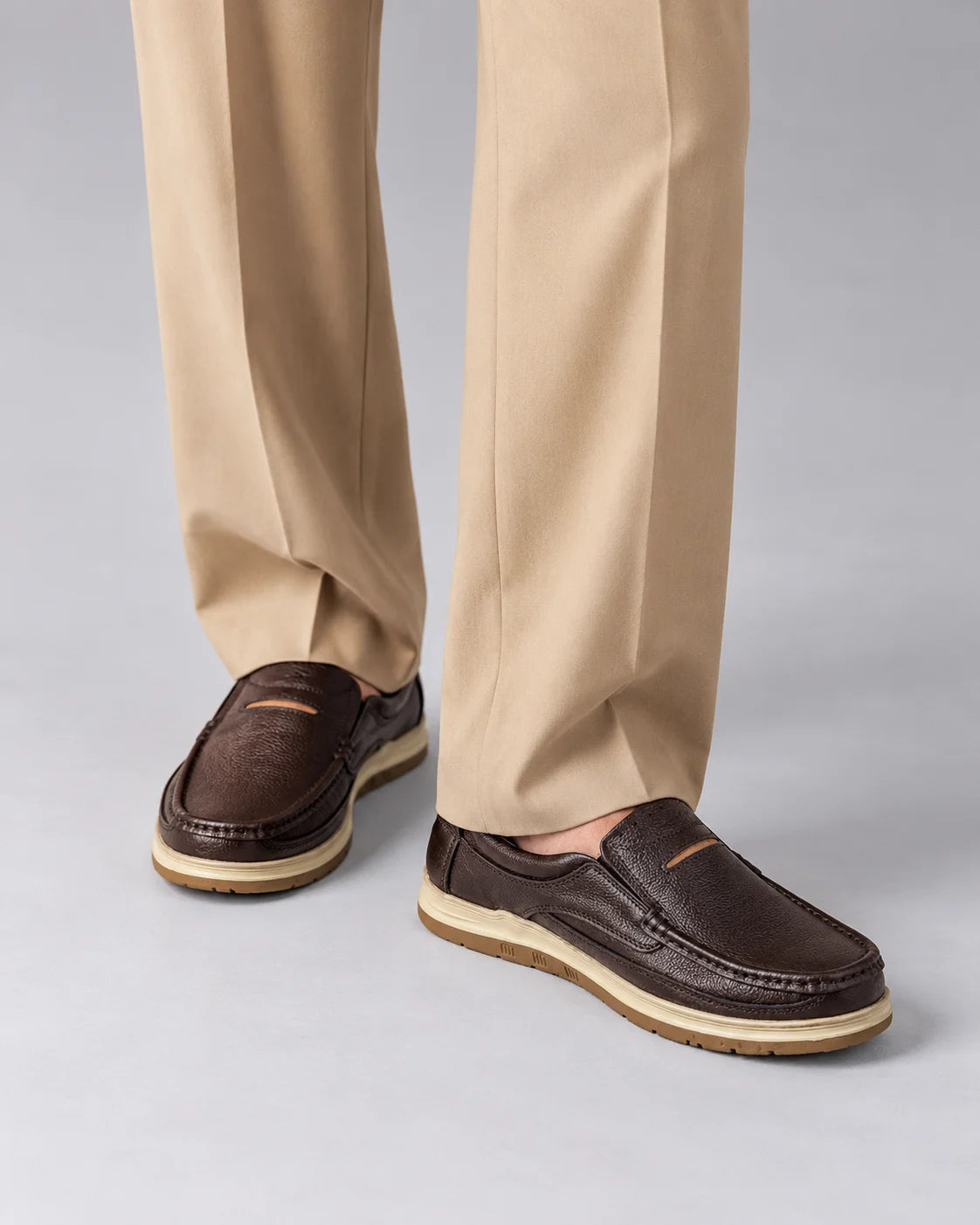 LEATHER SOFTY MEDICATED JOGGER - BROWN