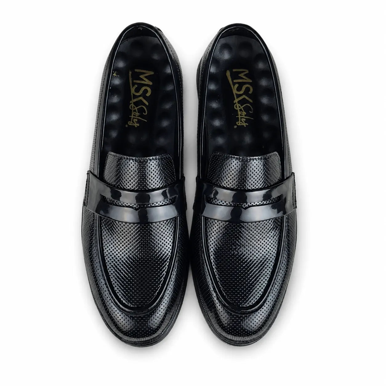 DOTTED BLACK PATENT MEDICATED LOAFER