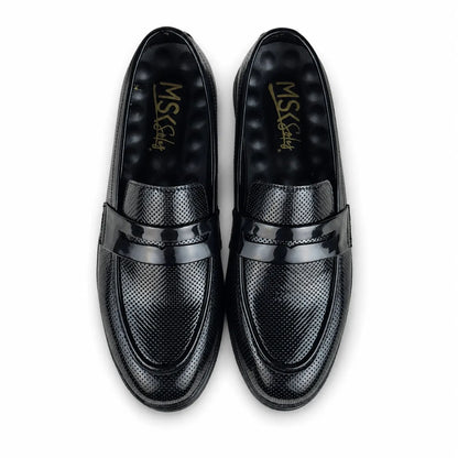DOTTED BLACK PATENT MEDICATED LOAFER