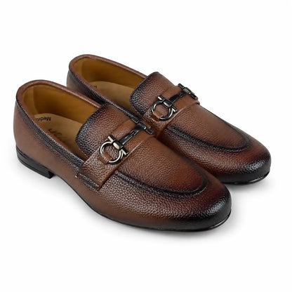 BROWN MILLED BUCKLE MEDICATED LOAFER