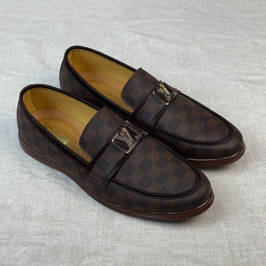 BROWN LV CHEAK LOAFER