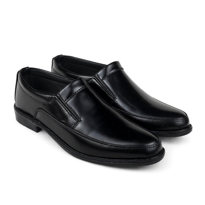 BLACK SLIP-ON LOAFER