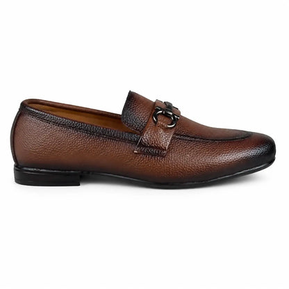 BROWN MILLED BUCKLE MEDICATED LOAFER