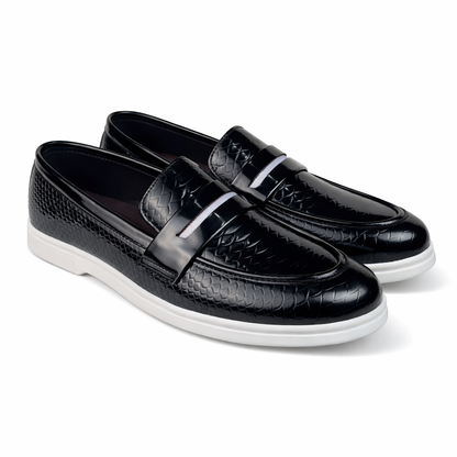 SNAKE PATTERN BLACK PATENT MEDiCATED LOAFER