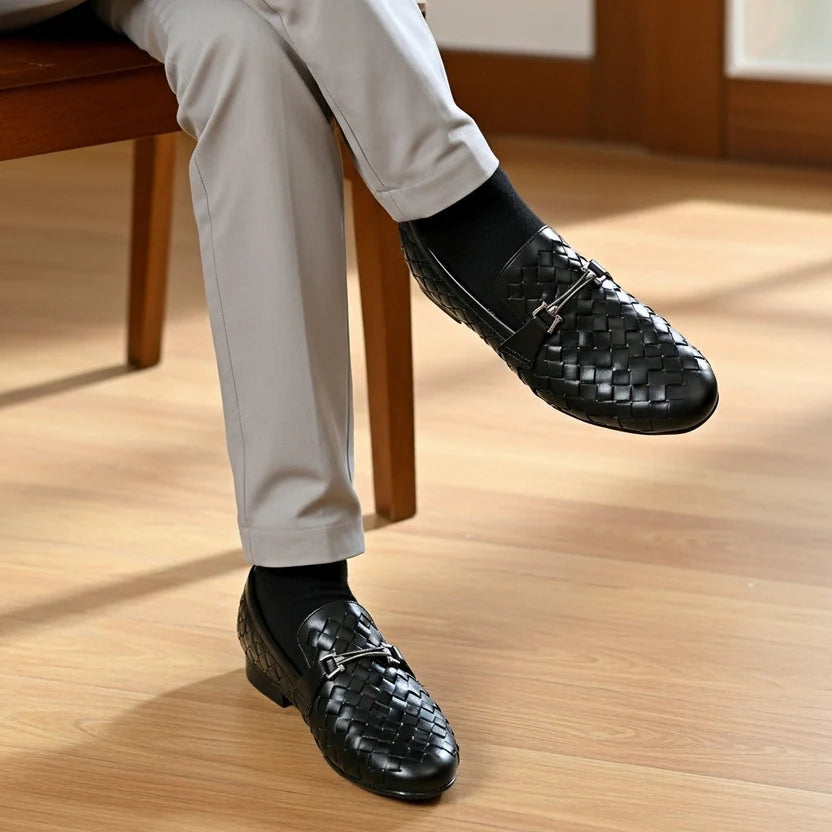 BLACK BRAID LOGO LOAFER